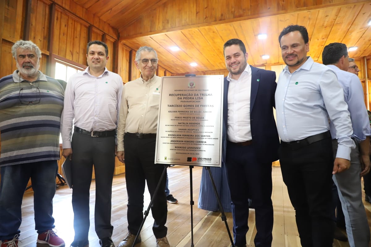  Santo André e Governo do Estado entregam obras de recuperação da Trilha da Pedra Lisa, em Paranapiacaba