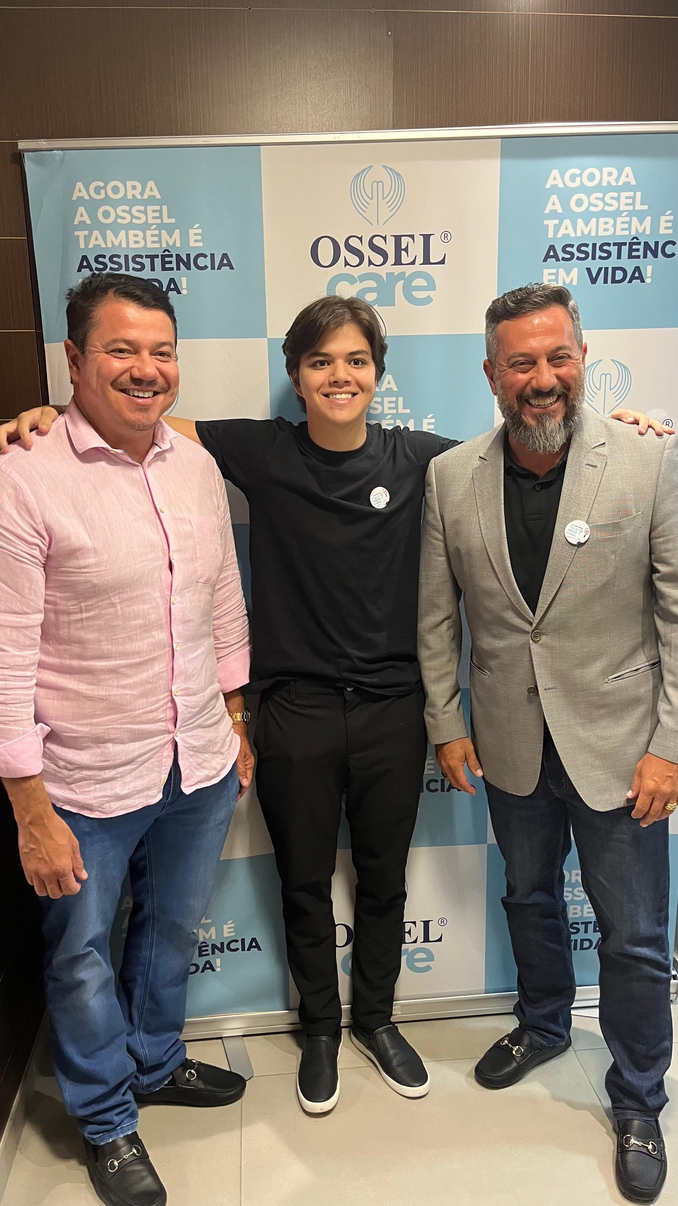 Cesar Marchetti, presidente da OSSEL Assistência; Cesar Marchetti Filho, responsável pela OSSEL Inova; e Ricardo Muraro, diretor comercial da OSSEL Assistência