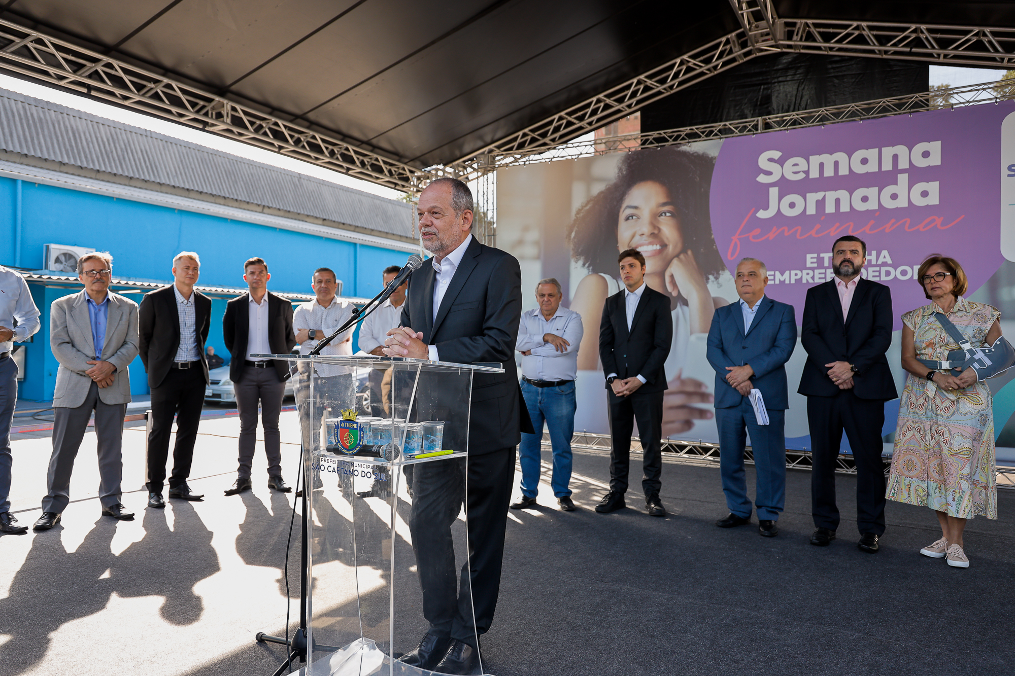 São Caetano recebe ministro do Empreendedorismo e da Micro Empresa na abertura de curso para empreendedoras