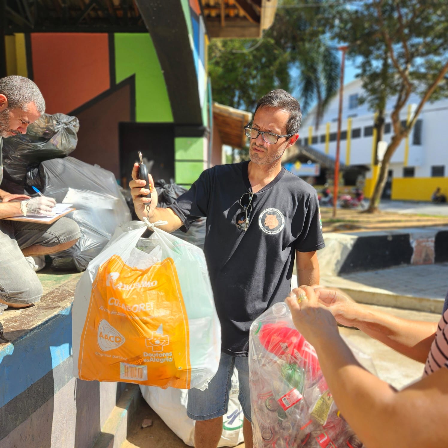 Ribeirão Pires promove troca de garrafas PET por ração, Feira de Adoção e Vacinação Antirrábica neste sábado (28)