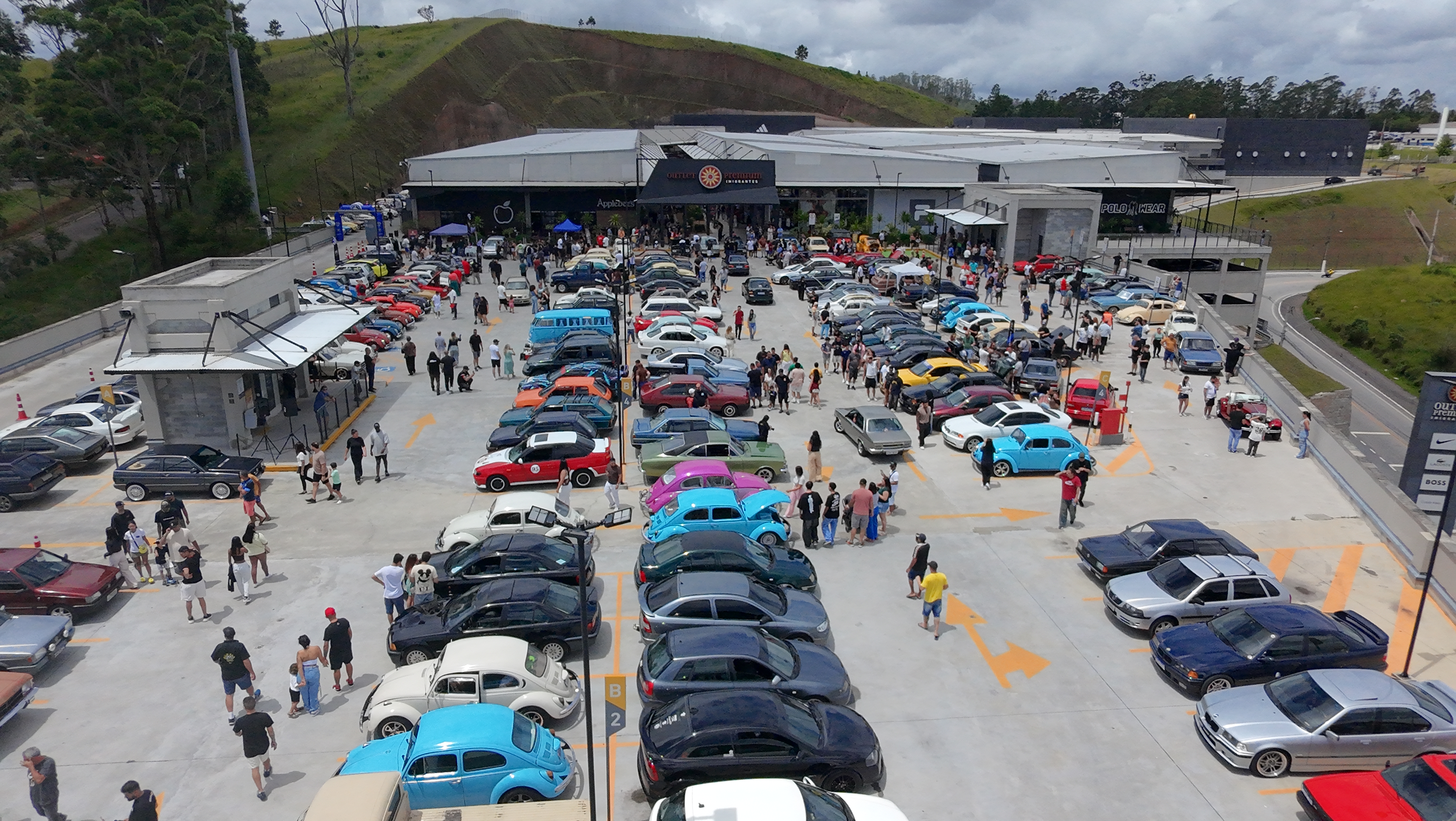 Outlet Premium Imigrantes e Grande São Paulo promovem Encontros de Carros Antigos com exposições gratuitas e ação solidária em São Paulo