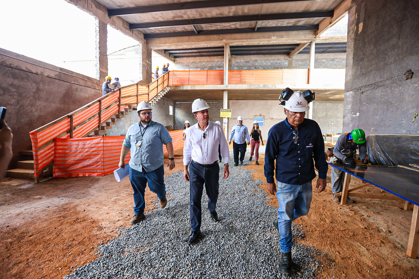 Prefeito Orlando Morando vistoria avanço na construção do futuro Sesc São Bernardo