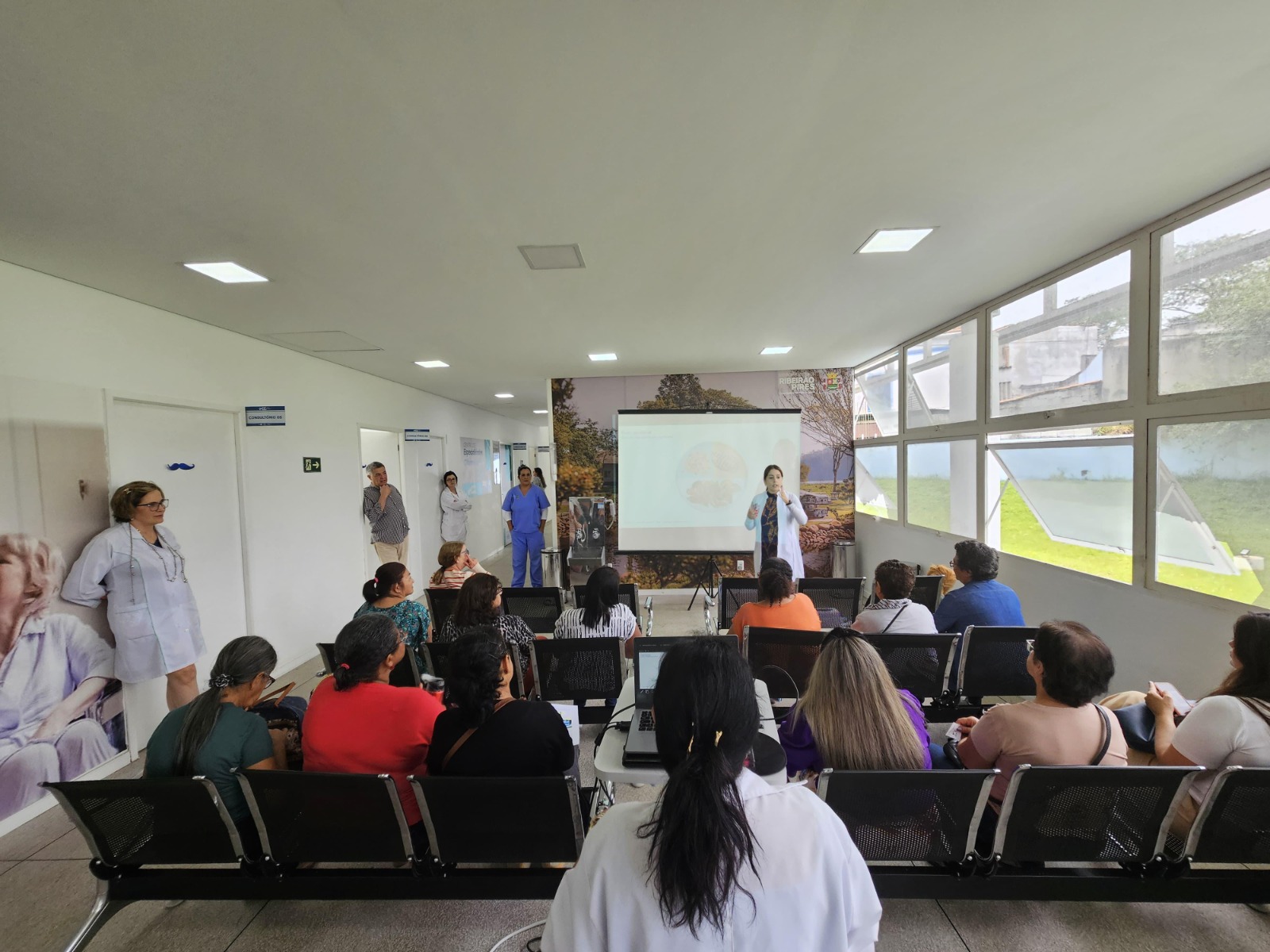 Com roda de conversa e testes de glicemia, Prefeitura promove evento de conscientização a diabetes